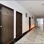 Hotel Pacific Grey By Wb Inn