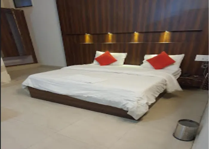 Hotel Pacific Grey By Wb Inn