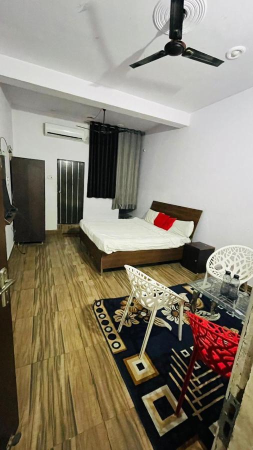 Pacific Grey By Wb * Lucknow